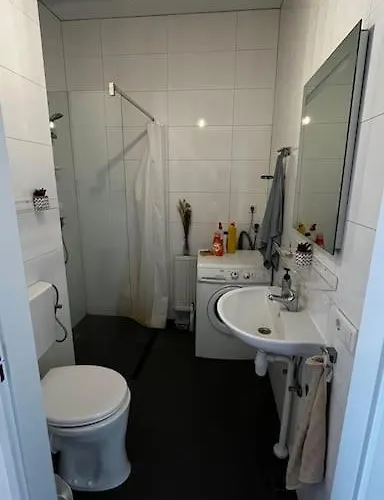 Very Convenient Near Center Apartment *